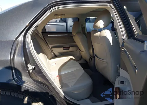 2008 Chrysler 300C Hemi from USA, damaged, VIN 2C3KA63H88H297976